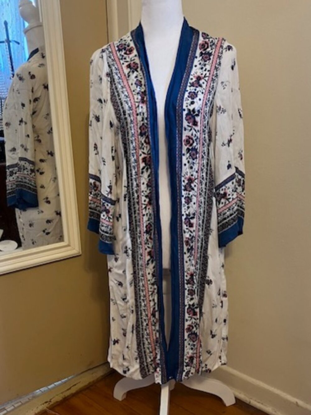 Sheer Grecian Floral Vines Duster OSFA